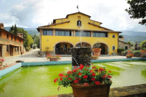 Apartment in San Donato in Fronzano with garden